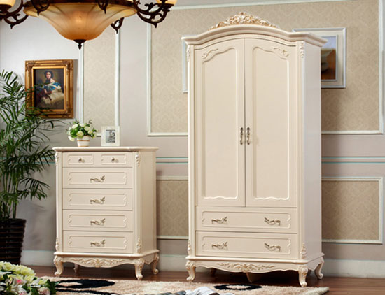 灵魂设计牵动情感 欧式雕花衣柜效果图