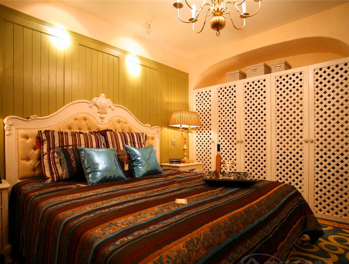 140㎡大户型卧室衣柜装修图  地中海衣柜效果图