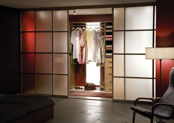 小户型衣柜效果图 打造女人的秘密花园