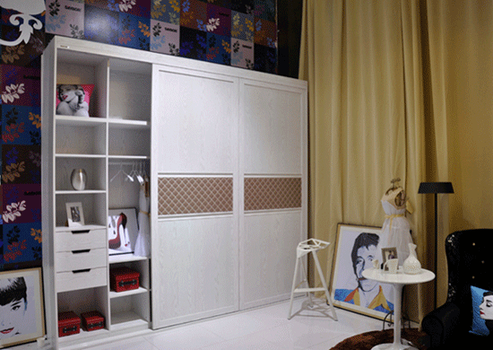 老房要翻新 现代移门衣柜效果图