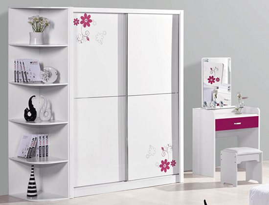 简约钢琴烤漆衣柜设计图 给你一个清新的家