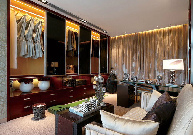 简欧风别墅衣柜效果图 创意设计走进生活