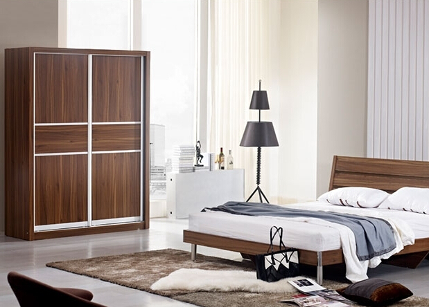 现代板式衣柜效果图 活泼而不失优雅