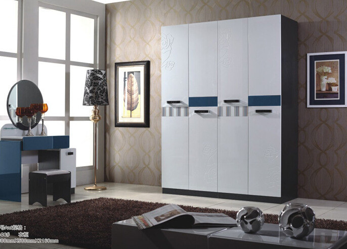 巧用色彩搭配 现代板式衣柜设计图