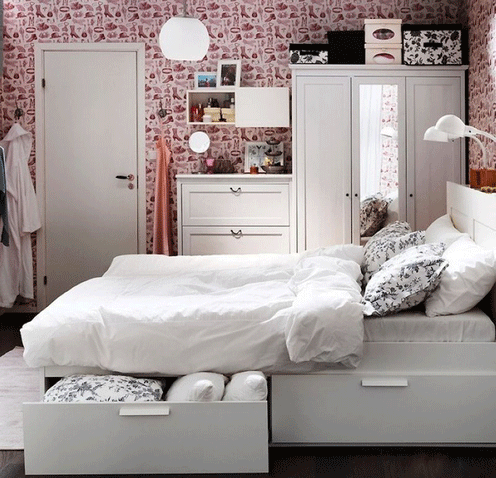 12万打造120平米现代卧室 白色整体衣柜效果图