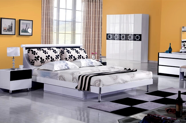 现代烤漆衣柜设计图 气质优雅而灵动