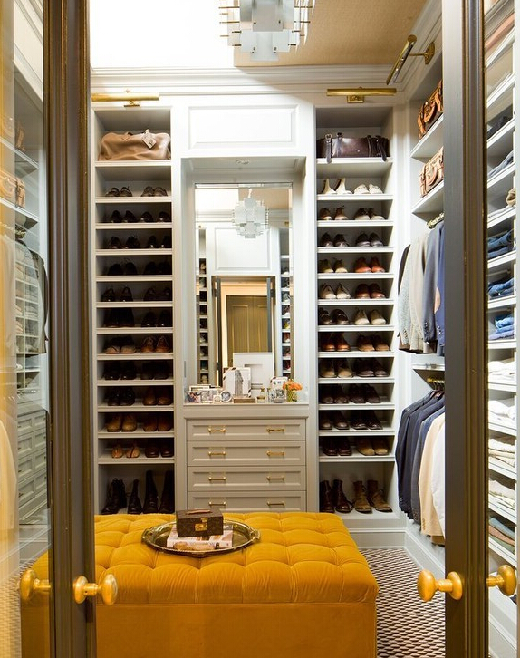 新婚夫妇的温馨的蜗居 清新卧室衣柜效果图