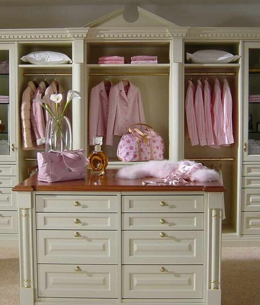 优雅宁静欧式衣柜效果图 独特搭配更具魅力 