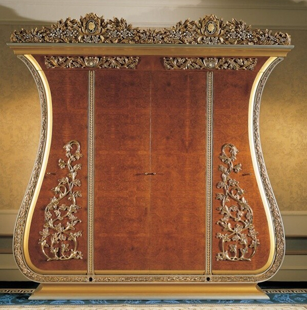 高端人士之家 纯古典韵味衣柜设计图