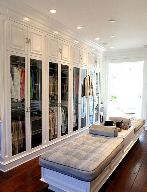 卧室最美风景线 低调奢华欧式衣柜效果图