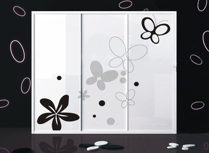 平板雕刻烤漆移门 德创衣柜效果图