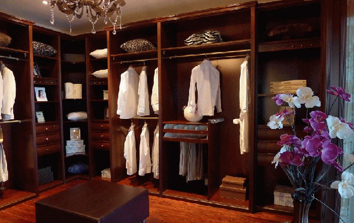 欧式实木衣柜效果图 健康环保家居搭配