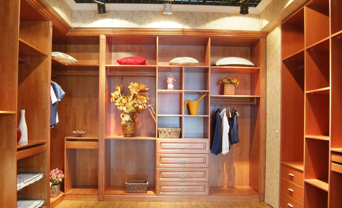 高大上范儿 实用美家衣柜设计图