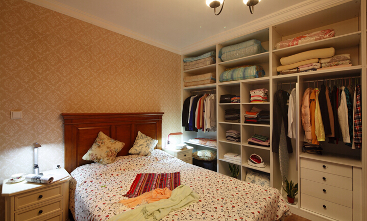 简约欧式风格衣柜设计图 温馨浪漫新房