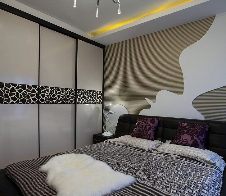 125平现代雅致3居室 黑白简约衣柜效果图 