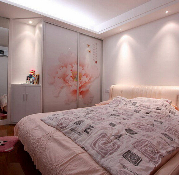 现代低奢婚房衣柜设计图  魅力四射