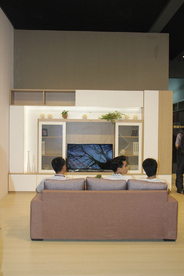 第十六届广州建筑装饰博览会——顶固衣柜