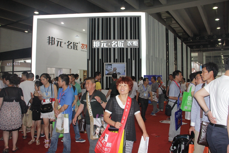 第十六届广州建筑装饰博览会——邦元名匠衣柜