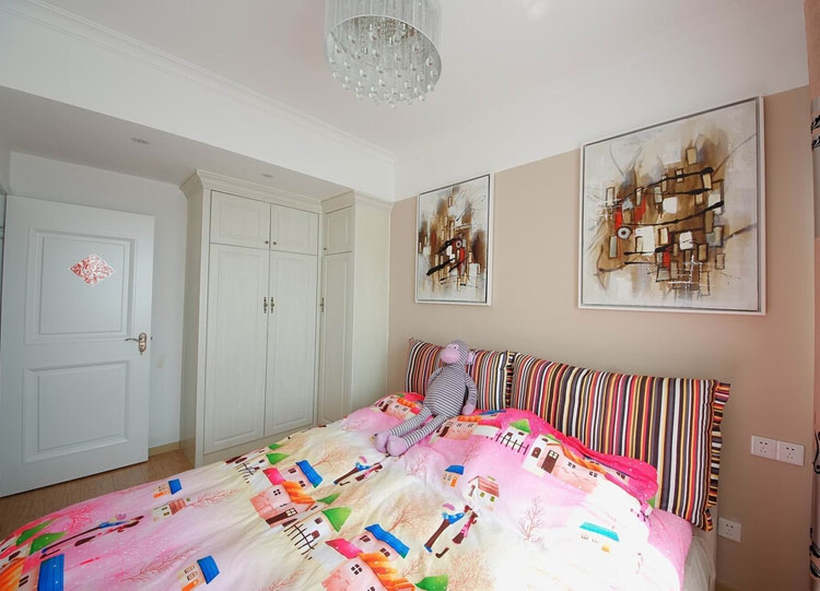 温馨浪漫卧室衣柜设计图 简约小户型装修