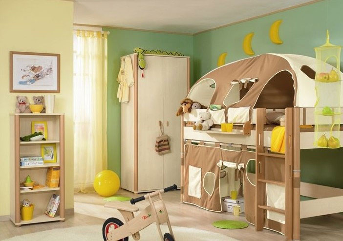 男生卧室衣柜效果图 大森林系感觉