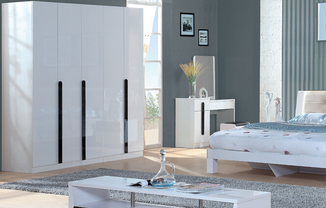 时尚与优雅结合 浪漫婚纱白衣柜设计图