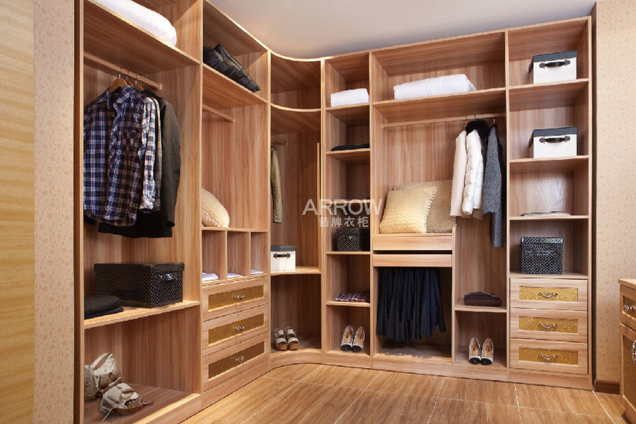 箭牌北美风情衣柜效果图 创造舒适简约居家感受  