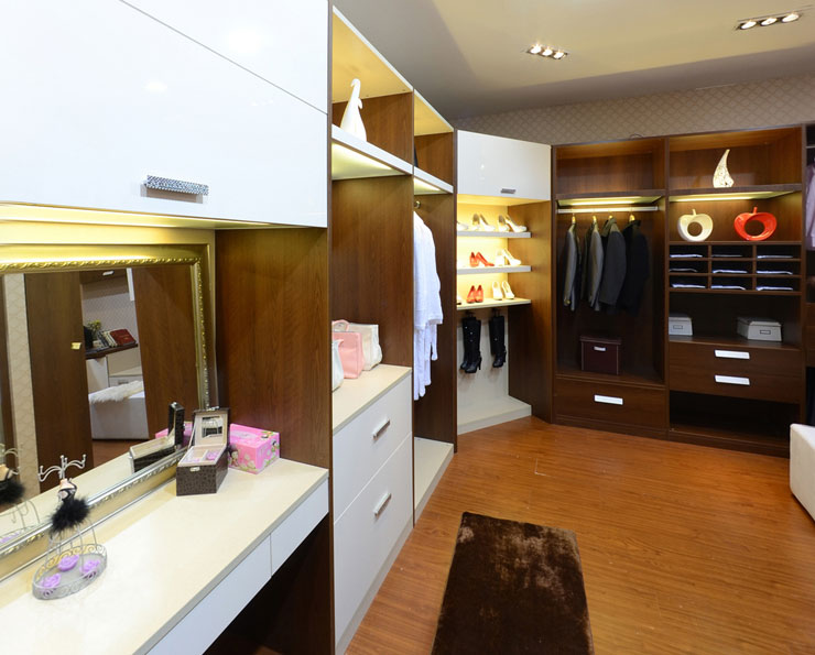 莫干山拿铁时光衣柜效果图  简约而自然