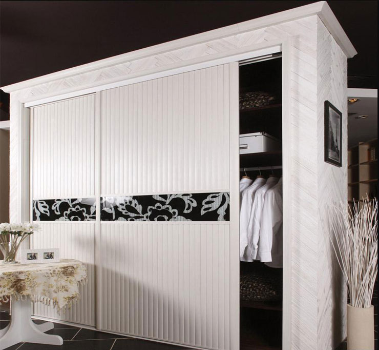 索菲亚尼斯百叶之黑白摩卡 现代整体衣柜图片