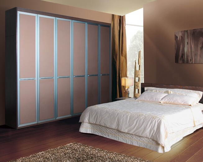 维格拉斯衣柜效果图 工薪族打造新房