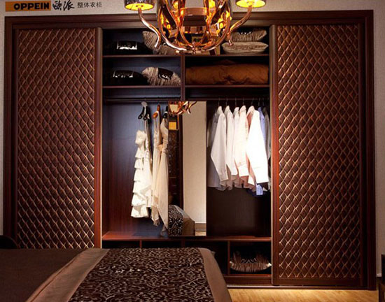 欧式实木衣柜效果图 领略别样空间设计