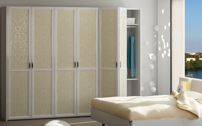 清新纯美混搭空间 可移动折叠门衣柜图片