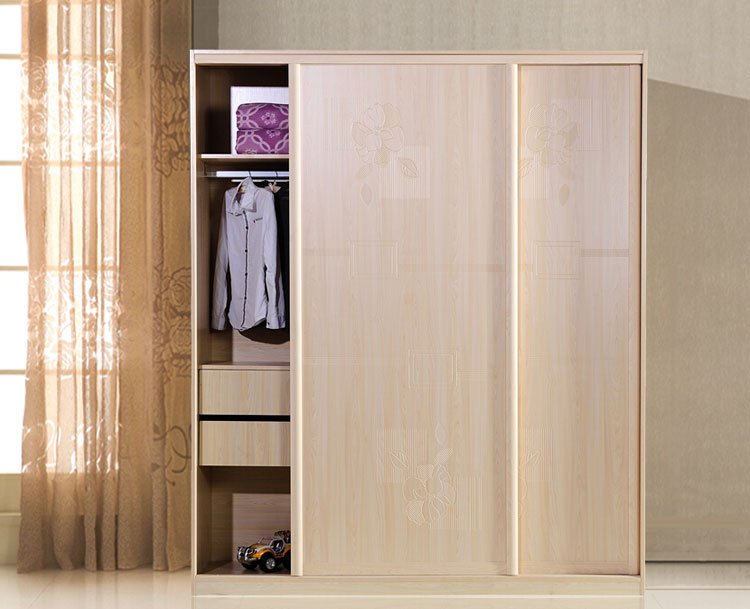 吸塑雕刻整体衣柜图片 古典优雅自然美