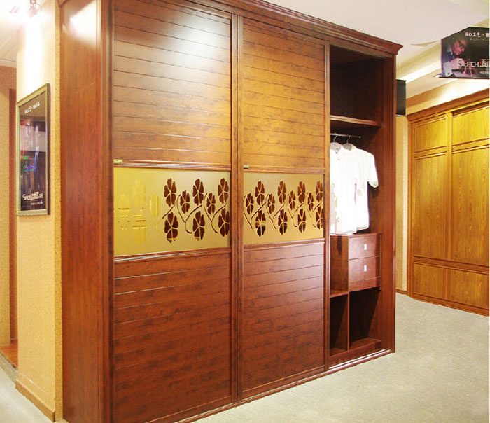 适而居苹果木百叶移门衣柜图片  给你舒适整洁的家