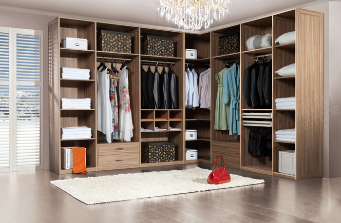 嘉斯顿挪威森林衣柜效果图  大户型最爱的衣柜设计