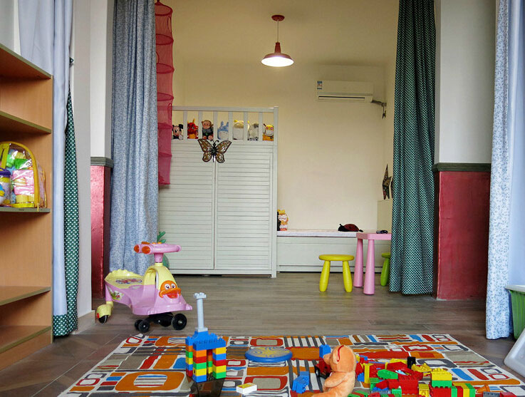 儿童多功能衣柜设计图 看双胞胎卧室装修