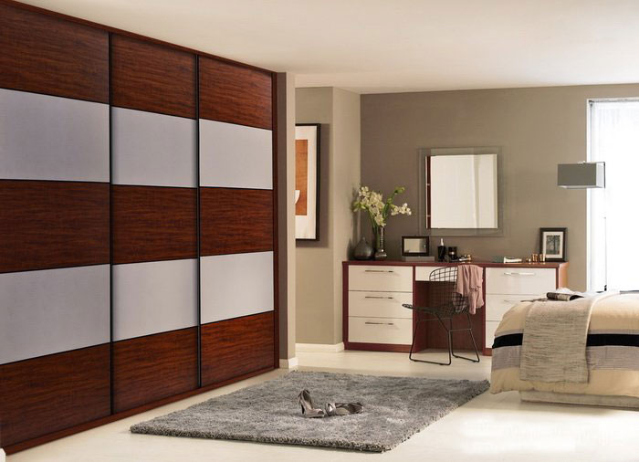 换季进行时 居家女人的卧室衣柜设计图