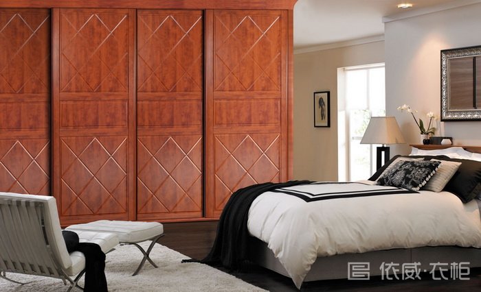 80平米费用装修 原木推拉门衣柜效果图