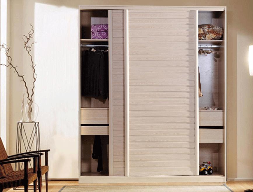 枫木色百叶移门衣柜效果图 居家女人爱不释手