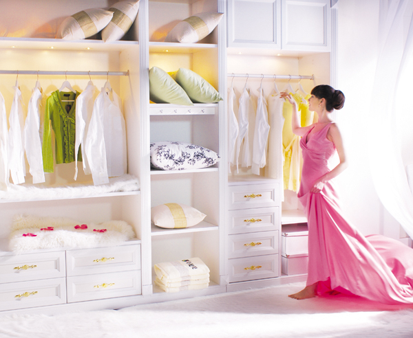 诗尼曼简欧风格衣柜效果图 打造温馨品质家