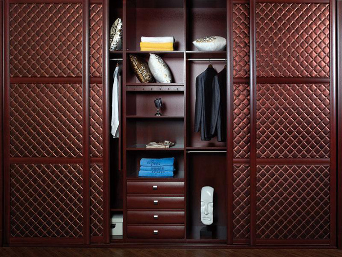 经典奢华推拉门衣柜效果图 豪华复式公寓