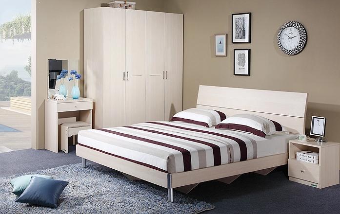 白橡木四门衣柜效果图 千元衣柜实用美观