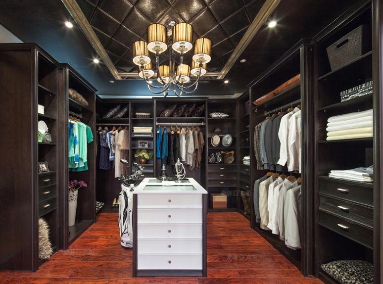 有钱没钱都爱看装修 轻奢华简欧衣柜效果图