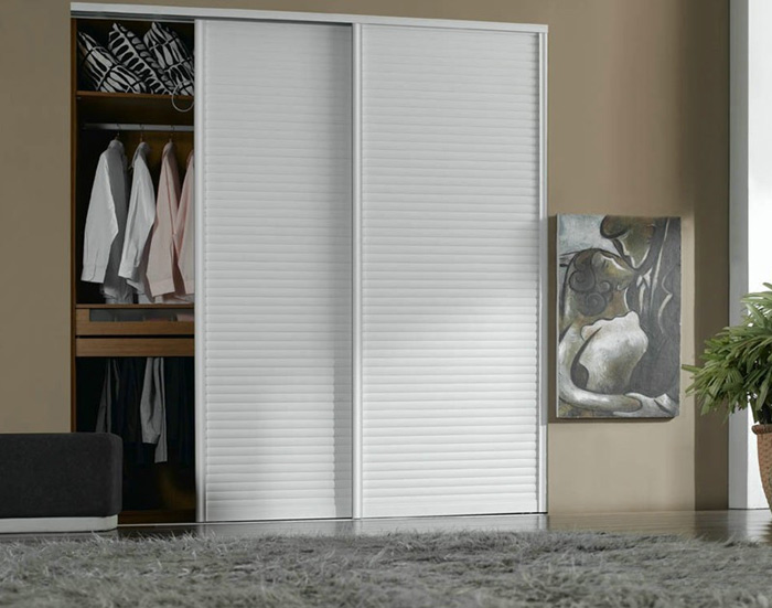 简约风格卧室衣柜图片 节约空间有妙招