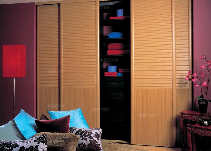 清新复古风格装修 入墙式衣柜效果图