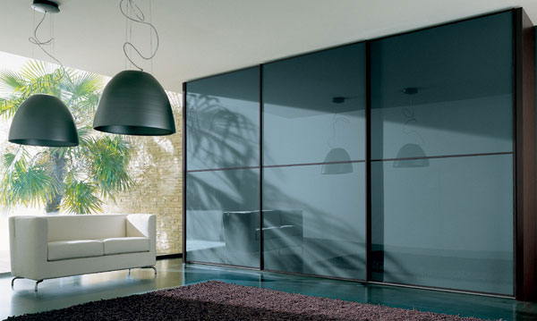 低调沉稳推拉门衣柜设计图 坚定的城市主义者