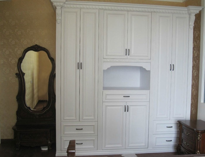 好莱客雅士白欧式衣柜图片 不走寻常路