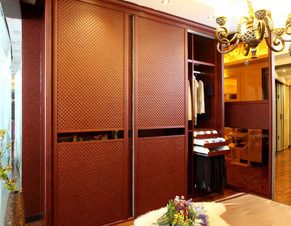 购物狂的福音 诺维家推拉门衣柜设计图