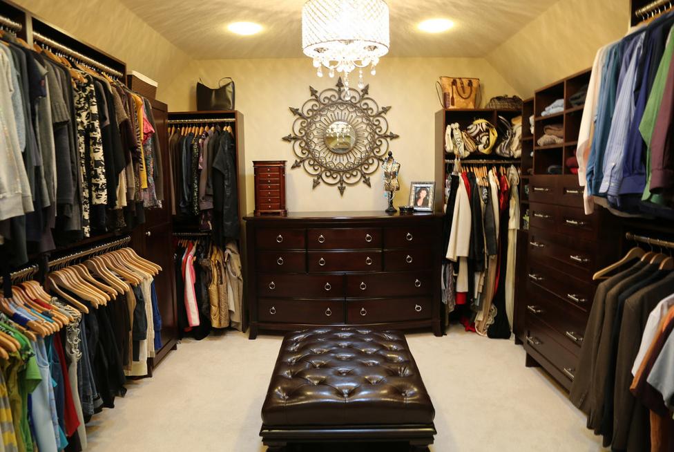 大空间不枯燥 美式风格衣柜效果图