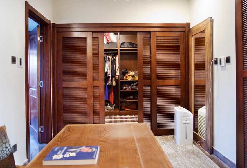 小户型实木衣柜效果图 演绎个性时尚之美