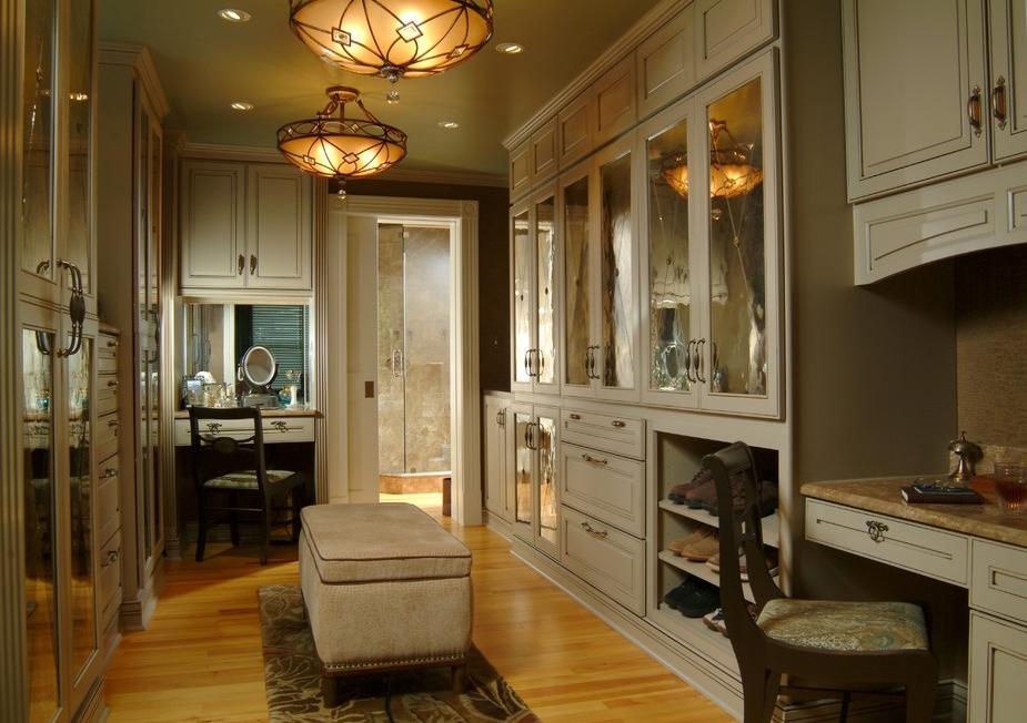 超奢华别墅衣柜效果图 欧式风格衣帽间效果图